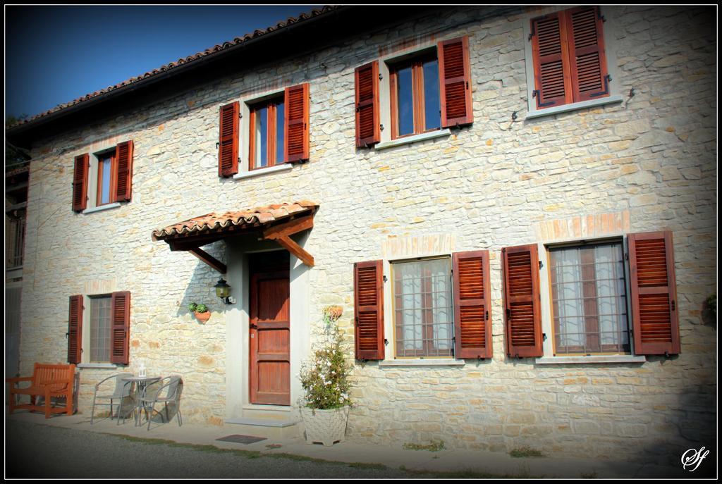 Bed And Breakfast Val D'Oche Castel Boglione Eksteriør bilde